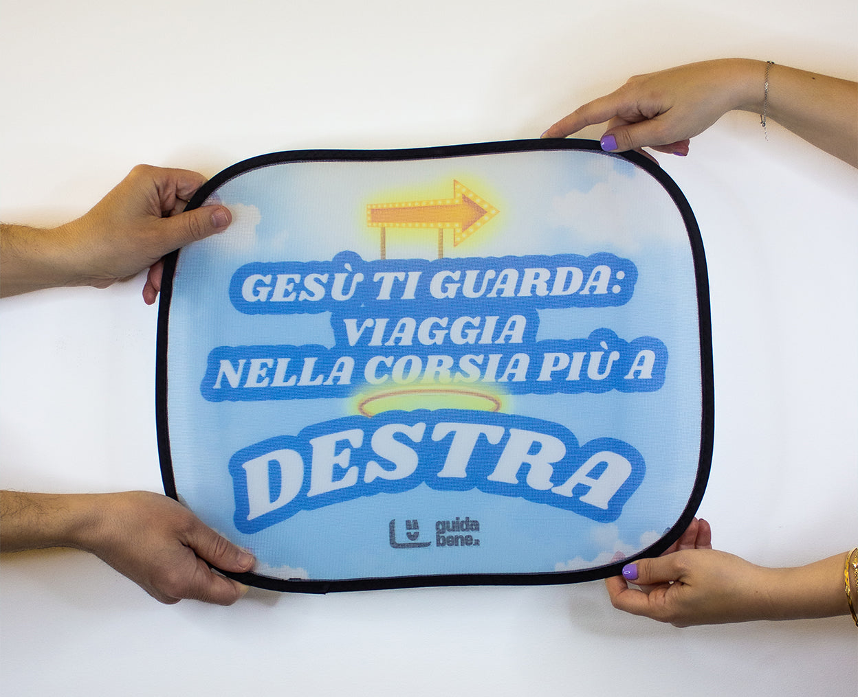 La devota onniveggente